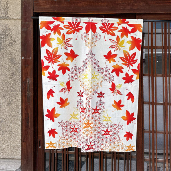 JIKANSTYLE「舞紅葉」手ぬぐい暖簾｜秋の新作インテリア＆贈り物におすすめ